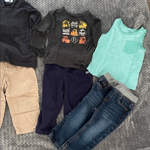 Baby boy 12-18months fall shirts and pants bundle - Picture 2 of 14